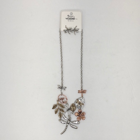 Story By Davinci Gold/Silver Dragonfly Necklace - Picture 3 of 6